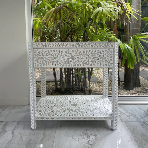Jaipuri Floral Mother of Pearl Inlay 1-Drawer Bedside Table – Oakvello