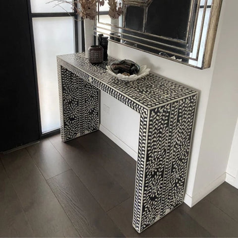 Black Bone Inlay Console Table | Handcrafted Heritage Entryway Furniture – Oakvello