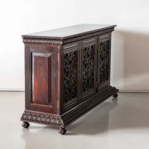 Traditional Carved Solid Rosewood Sideboard | Classic Living Room Storage – Oakvello