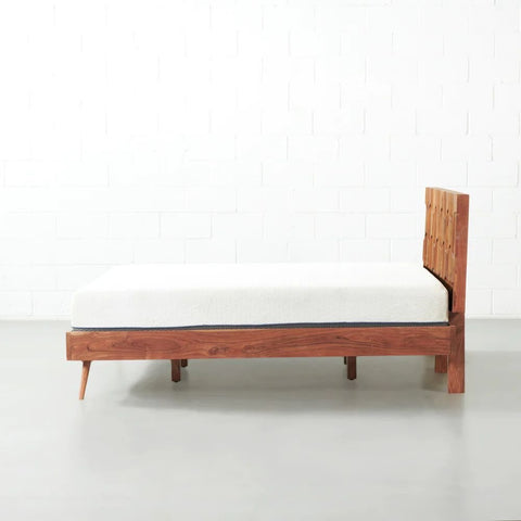 Acacia Wood Bed | Durable Solid Hardwood Bed Frame – Oakvello