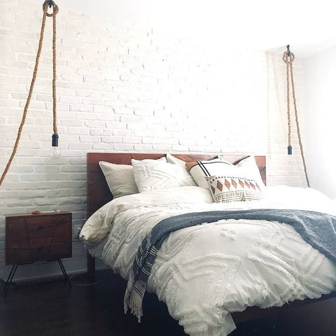 Acacia Wood Bed | Solid Hardwood Bedroom Furniture – Oakvello