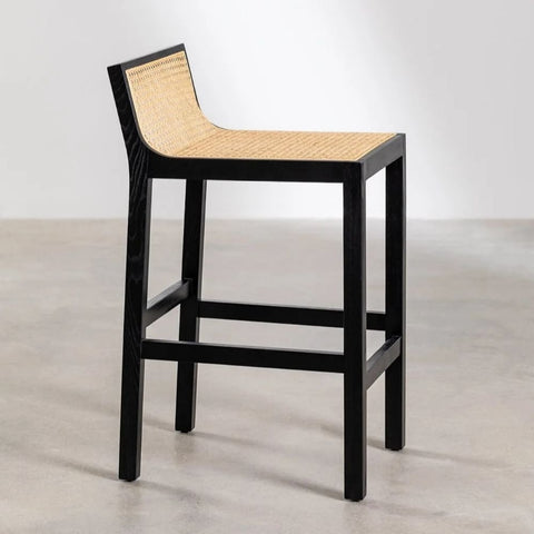 High Solid Wood Bar Stool | Premium Kitchen & Bar Seating – Oakvello