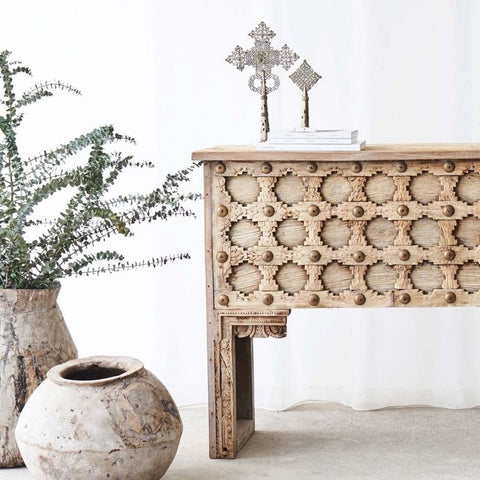 Solid Mango Wood Console Table | Handcrafted Heritage Entryway Furniture – Oakvello