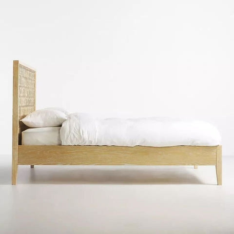 Carved Trellis Textured Solid Wood Bed | Handcrafted Heritage Bedroom Furniture – Oakvello