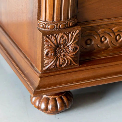 Traditional Carved Solid Teak Wood Sideboard | Luxurious Living Room Storage – Oakvello