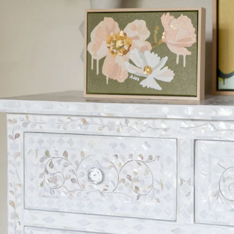 Jaipuri Floral Mother of Pearl 7-Drawer Chest | Artisan Bedroom Dresser – Oakvello