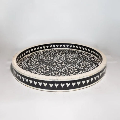 Ajmeri Black Heart Bone Inlay Round Tray | Handcrafted Decor – Oakvello