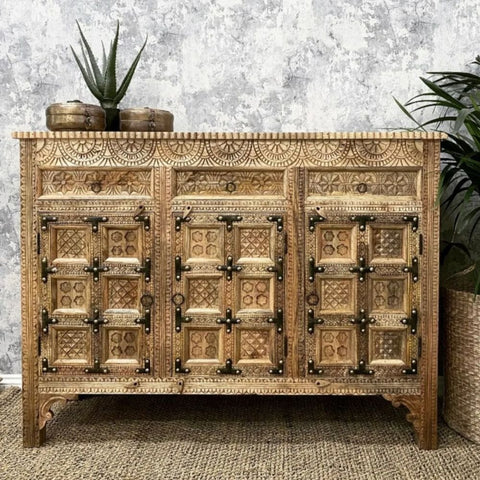 Carved Solid Mango Wood Sideboard | Handcrafted Living Room Storage – Oakvello