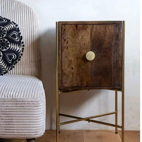Retro Solid Mango Wood Bedside Table | Vintage Bedroom Nightstand – Oakvello