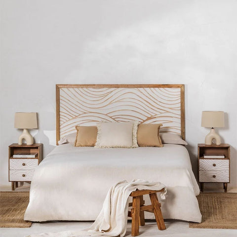 Solid Mango Wood Bedside Table | Warm Finish Bedroom Nightstand – Oakvello